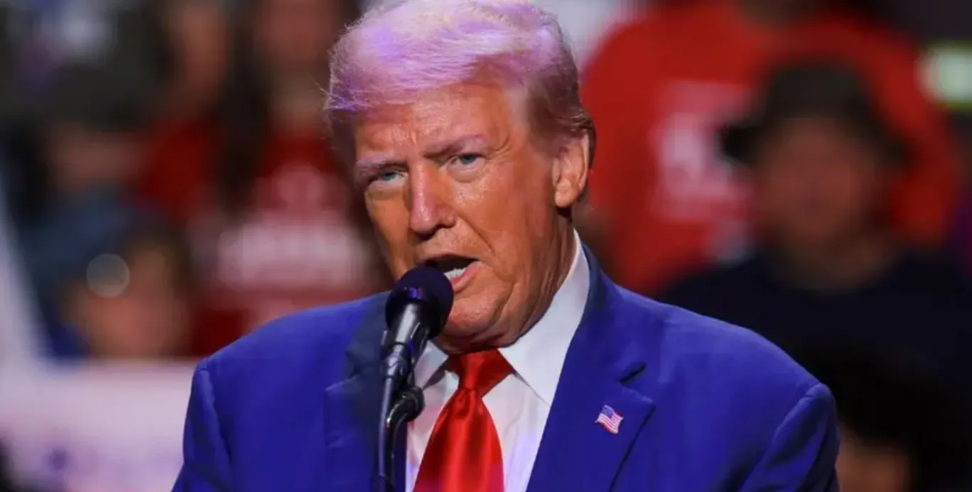 Diagnostican a Trump con insuficiencia venosa crónica tras hinchazón en las piernas