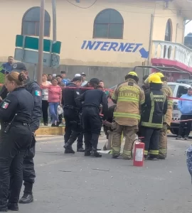 Vuelve tragedia por pirotecnia: muere devoto al explotar cohetes en recorrido de mayordomía Sección Novena de Contla