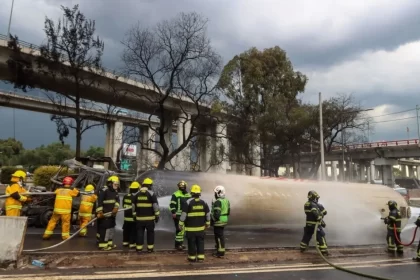 “Estamos con ustedes” Brugada lamenta deceso de 17 personas tras explosión de pipa en Iztapalapa