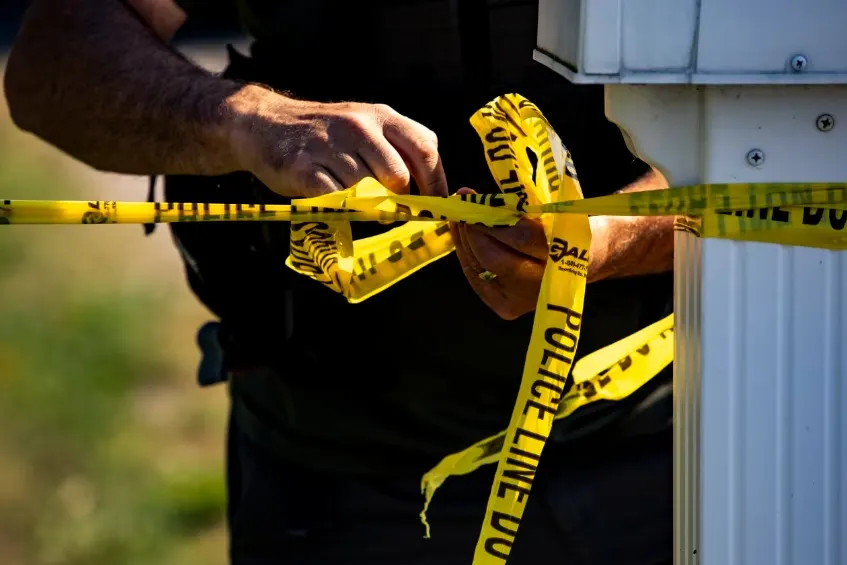 Tiroteo e incendio en iglesia mormona de Michigan deja 4 muertos y 8 heridos; abaten al agresor
