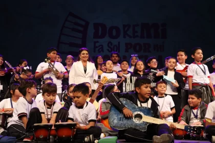 ¿Qué es el programa Do Re Mi Fa Sol Brugada entrega casi 4 mil instrumentos musicales a escuelas públicas