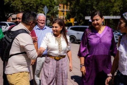 Clara Brugada inaugura la primera Megaclase de Inteligencia Artificial en la Ciudad de México