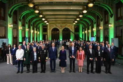 Claudia Sheinbaum presenta plan México a miembros del Foro Económico Mundial