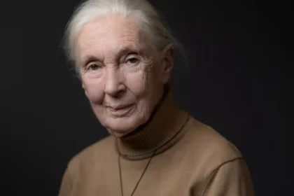 Muere Jane Goodall, la conservacionista que revolucionó el estudio de los primates, a los 91 años