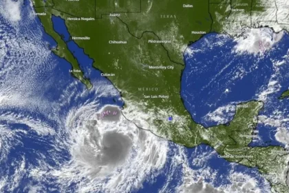 Priscilla se convirtió en huracán categoría 1