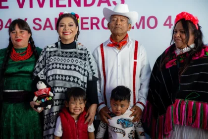 Clara Brugada entrega 120 viviendas a comunidades indígenas en el Centro Histórico y la Guerrero; anuncia nuevos subsidios de renta