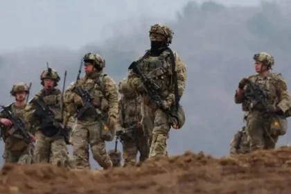 EU planea atacar con drones a cárteles en México, revela NBC