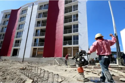 Tres mil millones de personas en el mundo con dificultad para costear una vivienda: López Leyva
