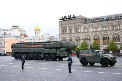 Nueva amenaza de Putin a Occidente desplegó en Bielorrusia el misil nuclear hipersónico Oreshnik