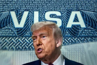 EE.UU. congela visas a 75 países