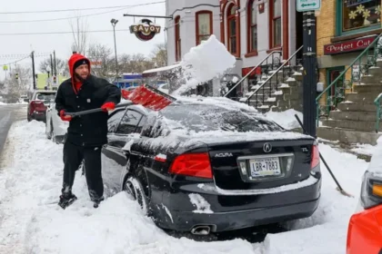 La gigantesca tormenta de nieve y hielo