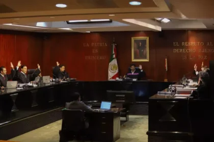 Ministros de la Corte deciden no usar camionetas