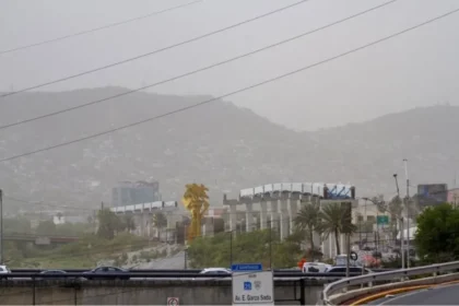Monterrey registró aire contaminado en mas del 50% del 2025