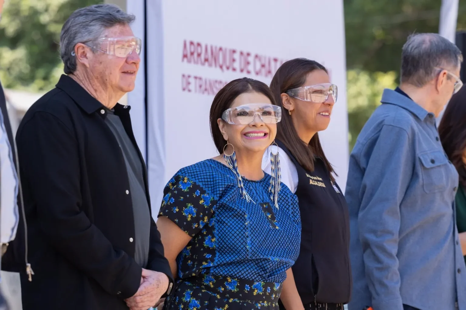 CDMX inicia chatarrización de taxis para impulsar electromovilidad