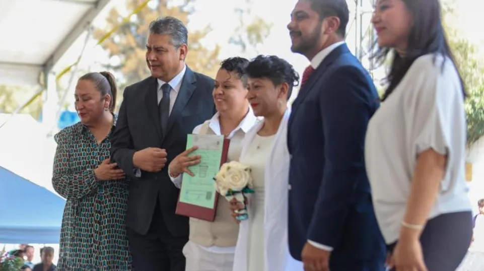San Valentín 2026 casi 2 mil parejas se casan en bodas colectivas del Edomex