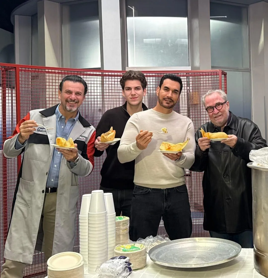 Tan cerca de ti, nace el amor” festejaron la tamaliza