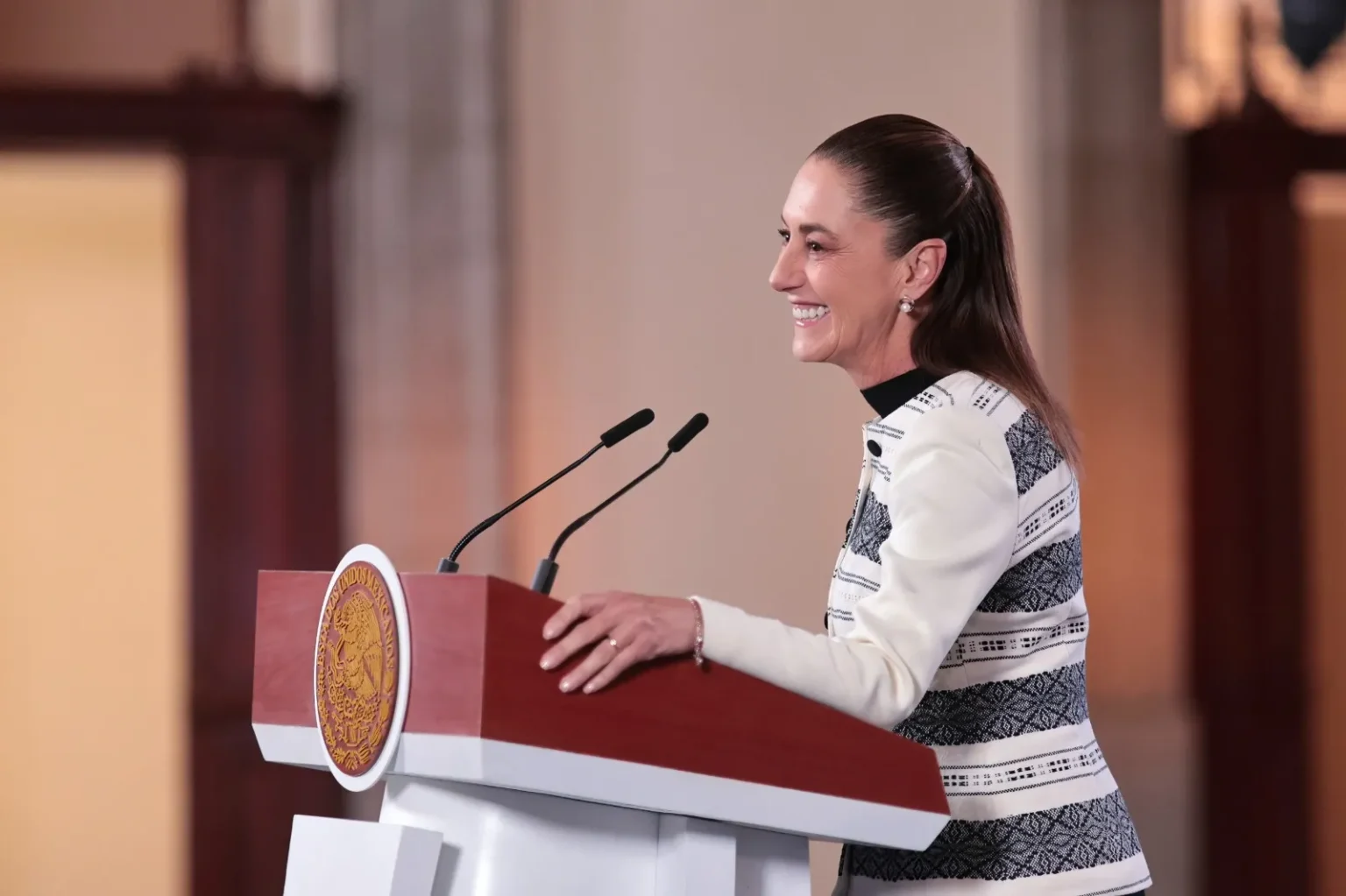 sheinbaum inversion infraestructura bienestar