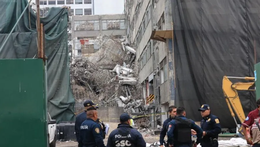 Colapsa edificio en San Antonio Abad, CDMX; reportan una persona muerta y tres atrapadas