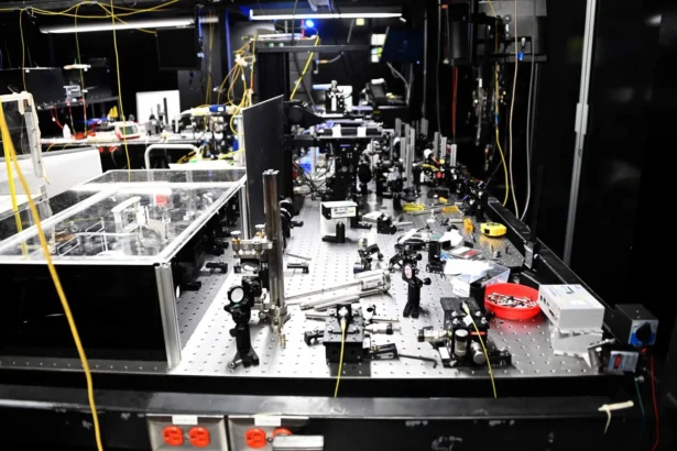 Laboratorio de Óptica Cuántica de la UNAM, uno de los mejor equipados en México