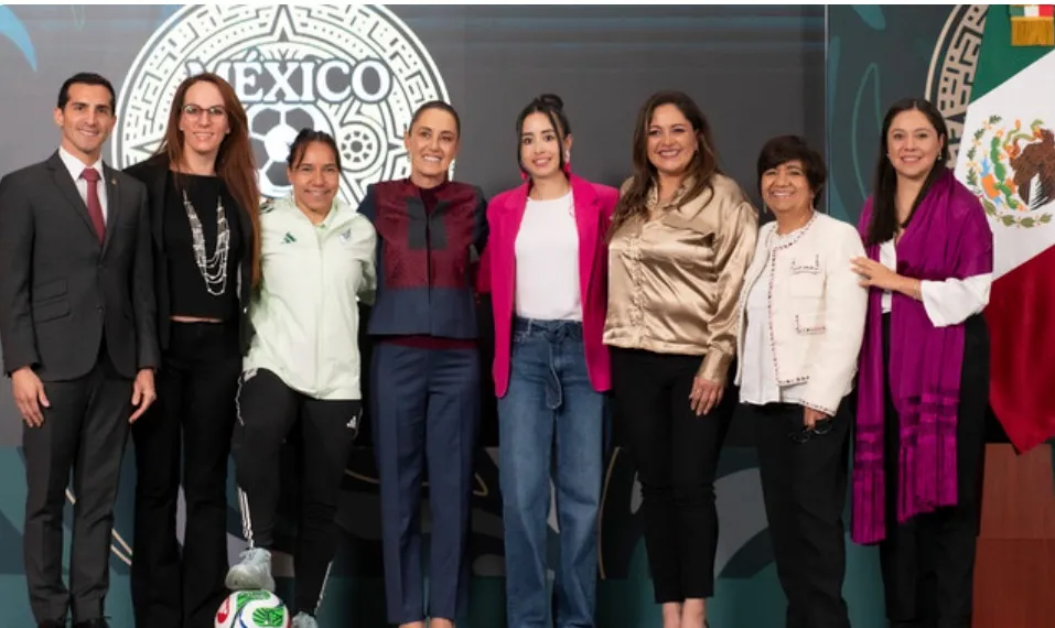 Presidenta presenta concurso Representa a México en la inauguración del Mundial para obsequiar el boleto 00001 a una joven de 16 a 25 años