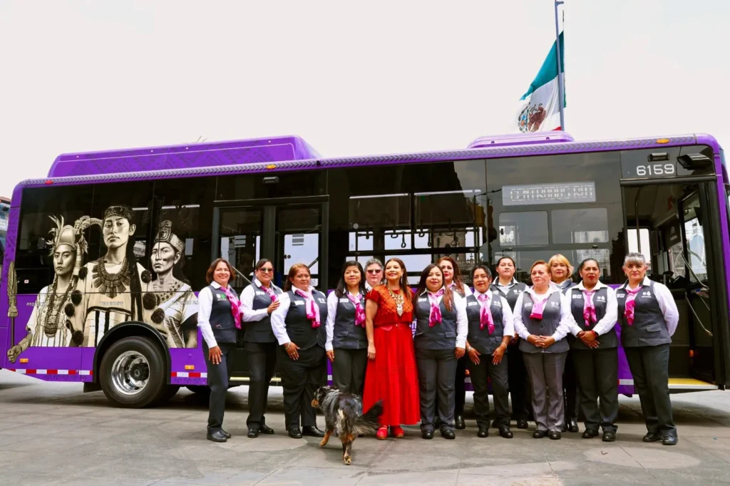 Centrobús nuevo transporte eléctrico en CDMX será operado por mujeres