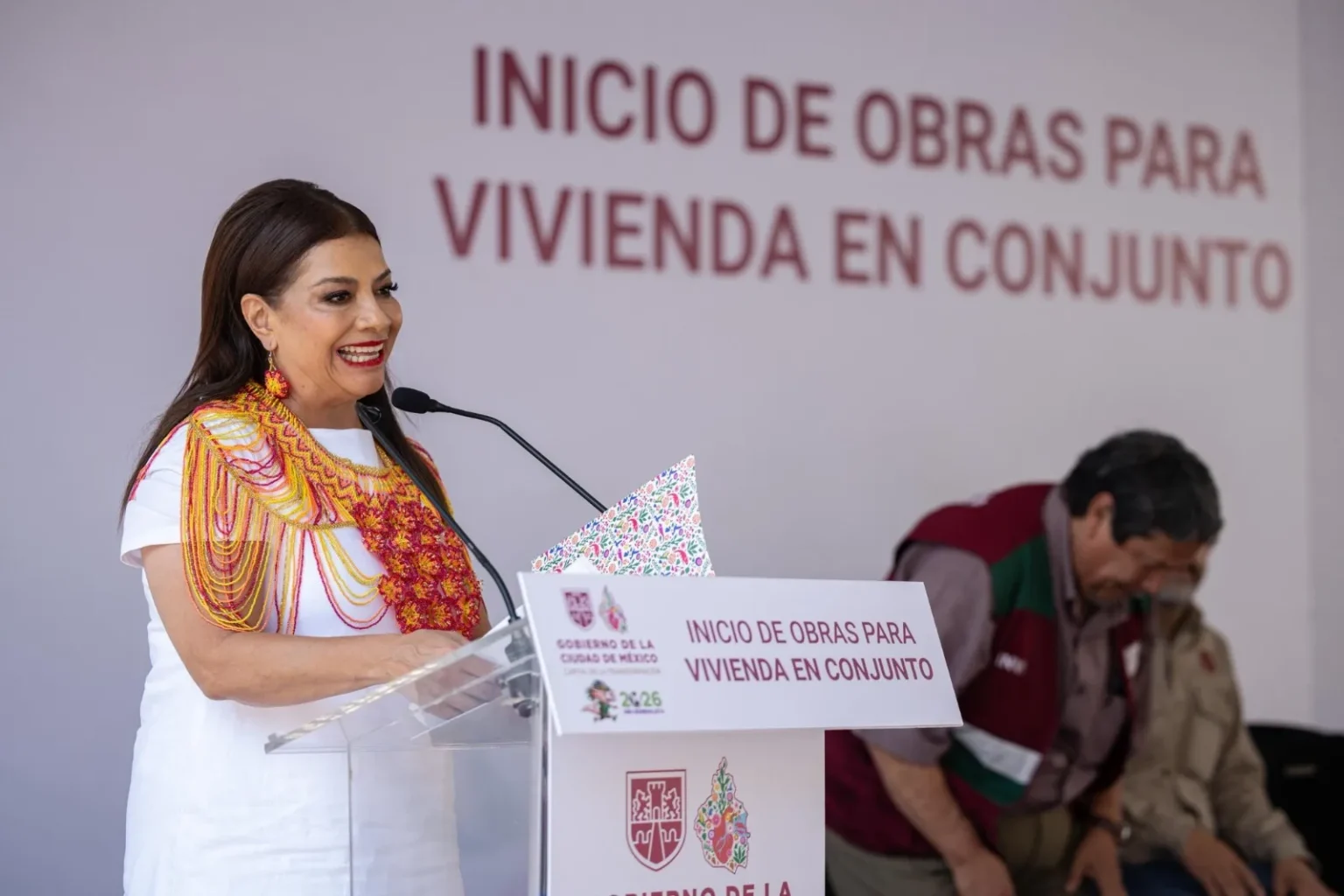 Coloca Clara Brugada primera piedra para construcción de 250 viviendas en la colonia Guerrero