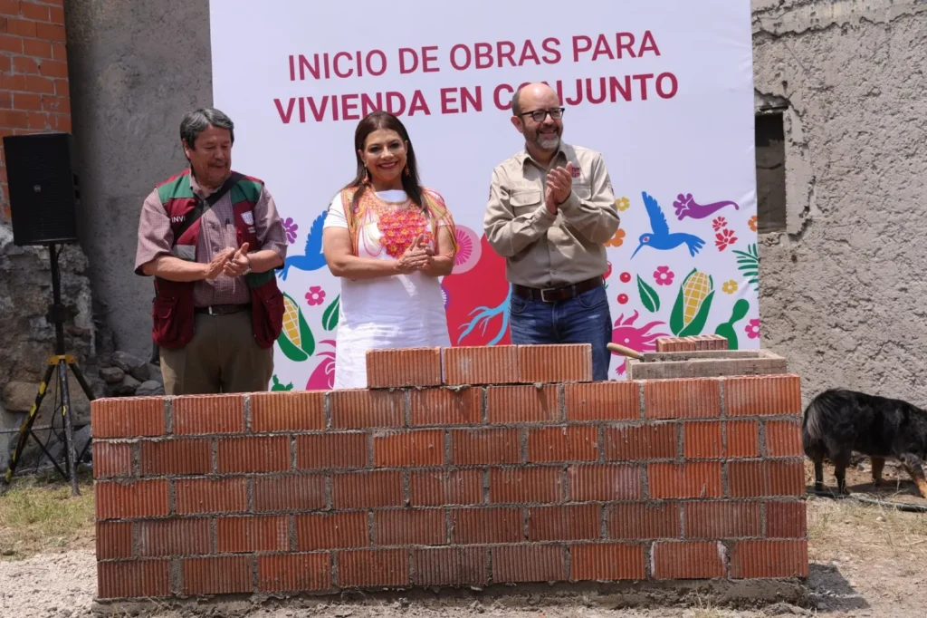 Coloca Clara Brugada primera piedra para construcción de 250 viviendas en la colonia Guerrero