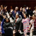 Diputados avalan Plan B electora