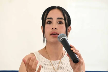 Katia Itzel, egresada de la UNAM (1)