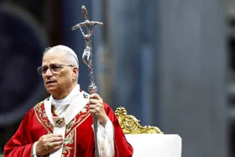 León XIV en su primera Pascua Abandonen las armas y elijan el diálogo