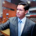 Roberto Velasco es ratificado como Canciller