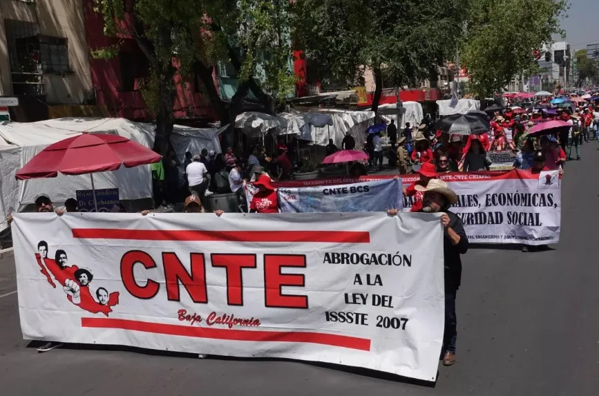 CNTE anuncia paro nacional, plantón en el Zócalo y suspensión de clases