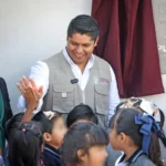 Omar Muñoz dignifica espacios educativos en Cuautlancingo