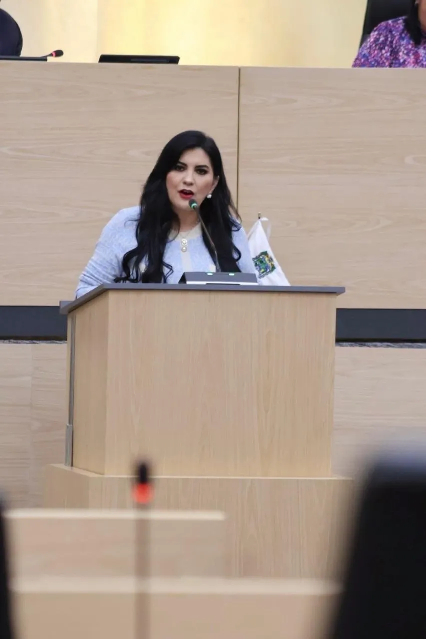 Propone Delfina Pozos cobertura médica para todas las personas que trabajan al servicio del Estado