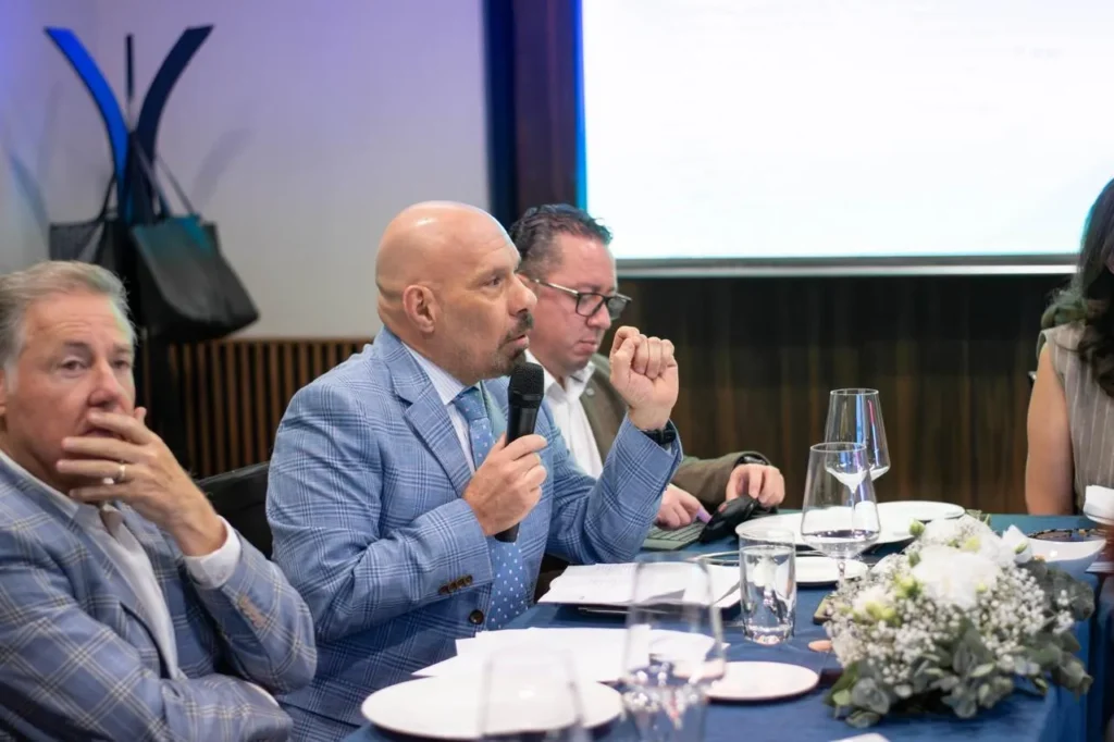 Ratifican a Gustavo Lezama González como presidente de la Cámara de la Industria Textil Puebla-Tlaxcala
