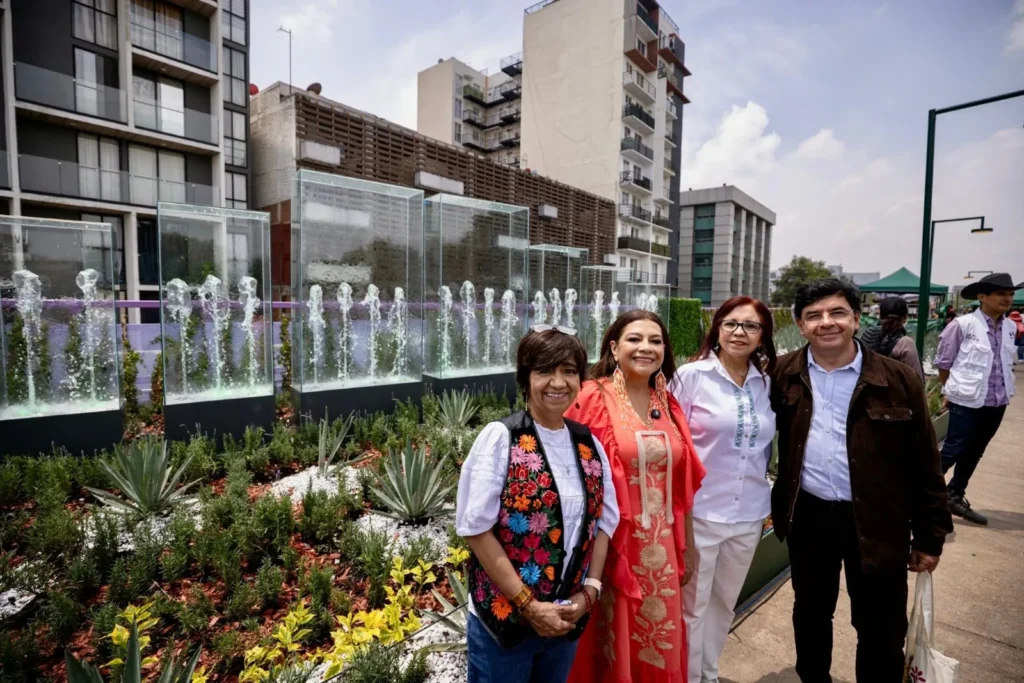 Brugada inaugura la Calzada Flotante Tlallipan