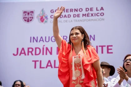 Brugada inaugura la Calzada Flotante Tlallipan