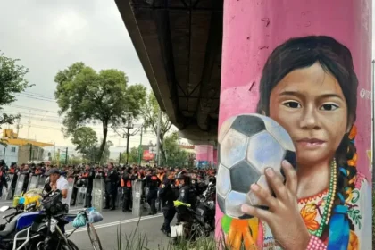 La CNTE advierte que mantendrá movilizaciones y buscará llegar al estadio