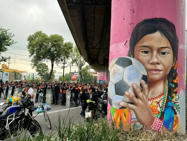 La CNTE advierte que mantendrá movilizaciones y buscará llegar al estadio