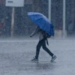 Mantienen vigilancia por sistema con potencial ciclónico en el Golfo de México; alertan por lluvias fuertes en el noreste del país
