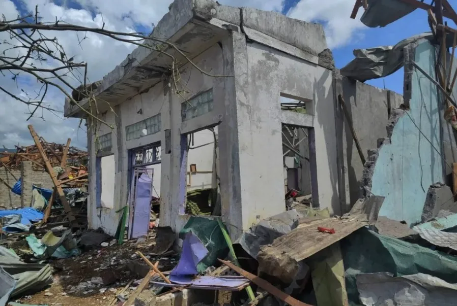 Más de 45 muertos en Myanmar tras una enorme explosión en un almacén de explosivos
