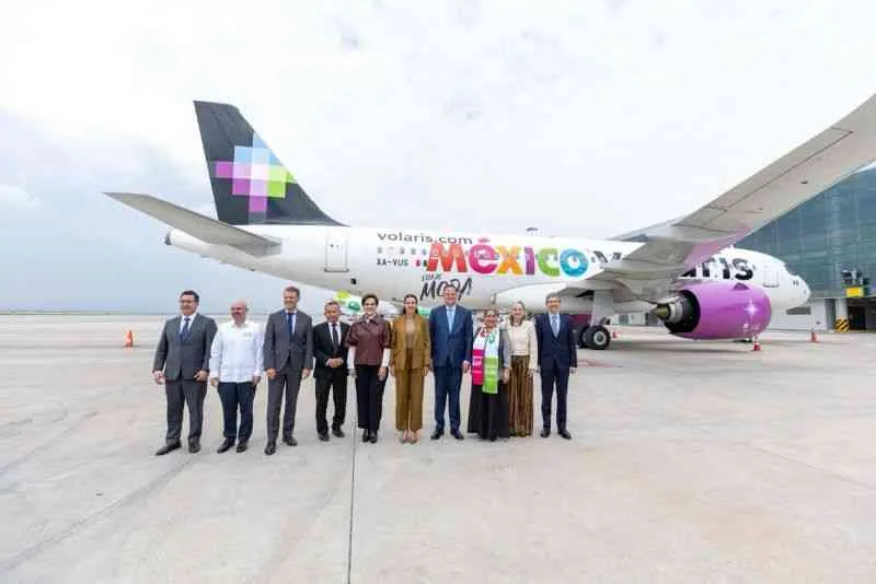 Sectur y Volaris llevan la campaña “México está de Moda” a nuevos mercados con el avión “El Embajador”