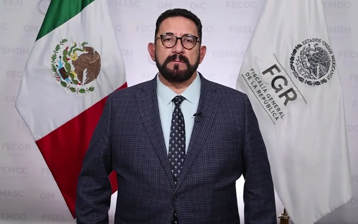 Ulises Lara renuncia a la Fiscalía General de la República
