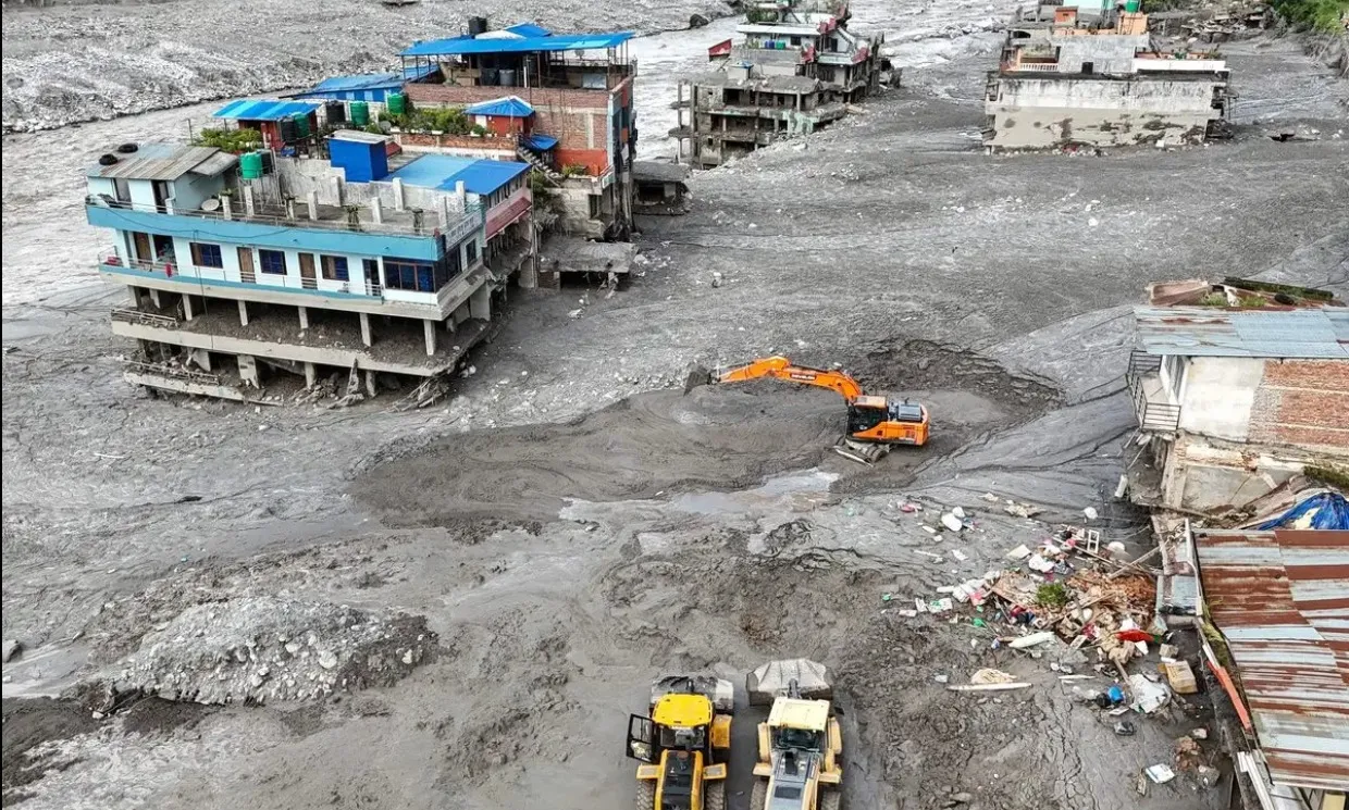 Aumentan a 362 los muertos por deslaves e inundaciones en Nepal; hay más de mil 400 desaparecidos