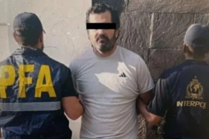 Autorizan la extradición a México del ex contraalmirante Fernando Farías Laguna por caso de huachicol