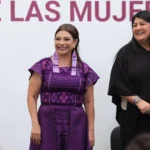 Clara Brugada entrega casi 3 mil apoyos a mujeres para impulsar su autonomía económica en CDMX