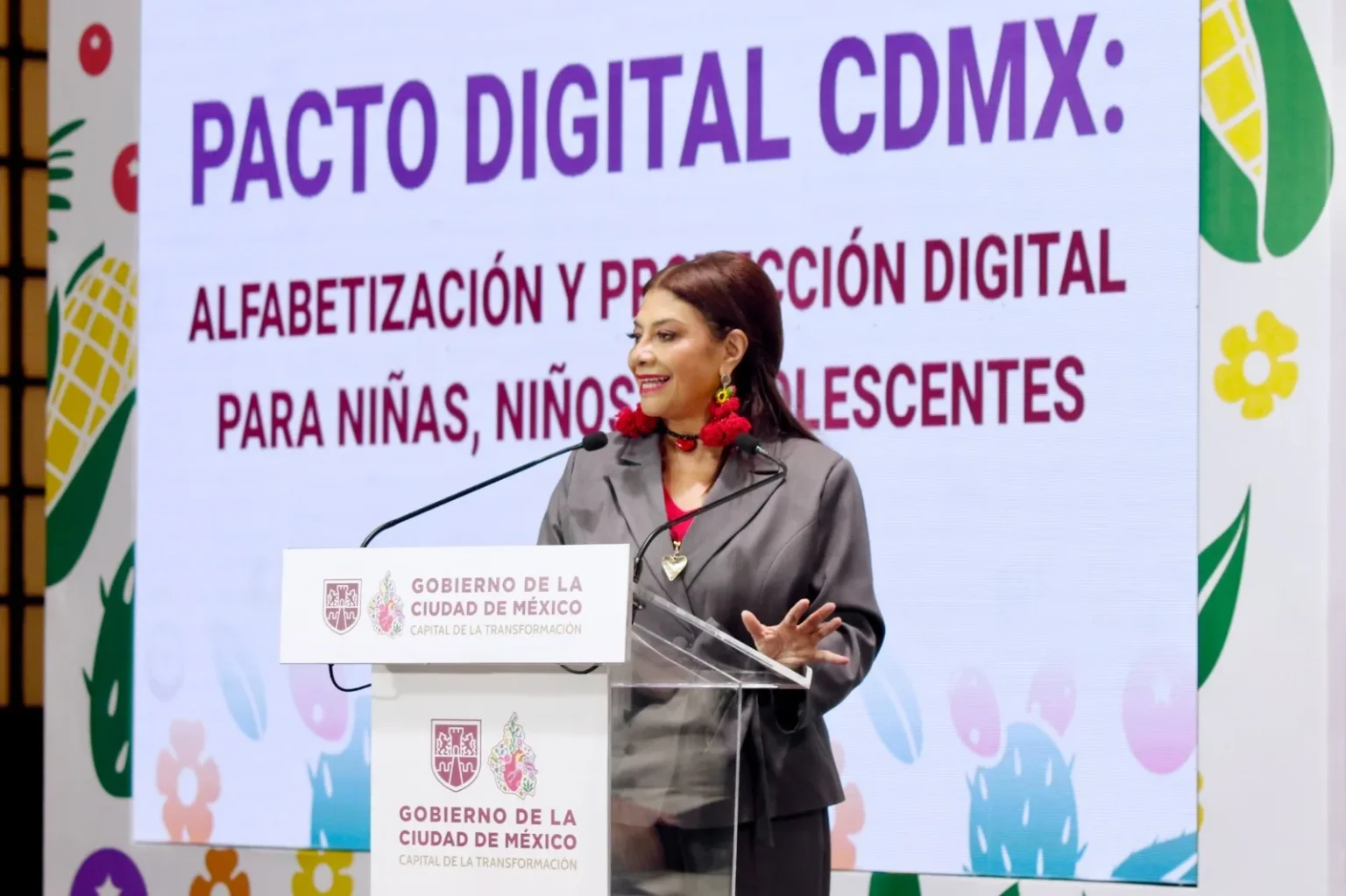 Clara Brugada propone nuevas medidas para limitar el uso excesivo del celular en menores