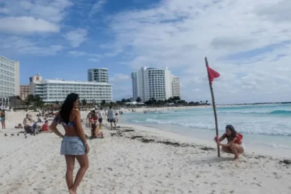 Cofepris descarta presencia de parásito de diarrea explosiva en hoteles de la Riviera Maya
