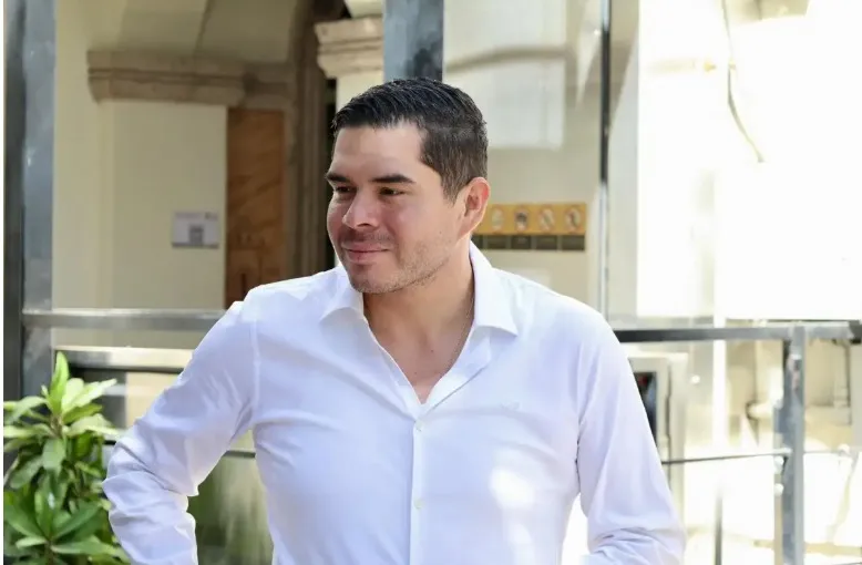 Exasesor de Rubén Rocha Moya es identificado entre restos hallados en una fosa clandestina