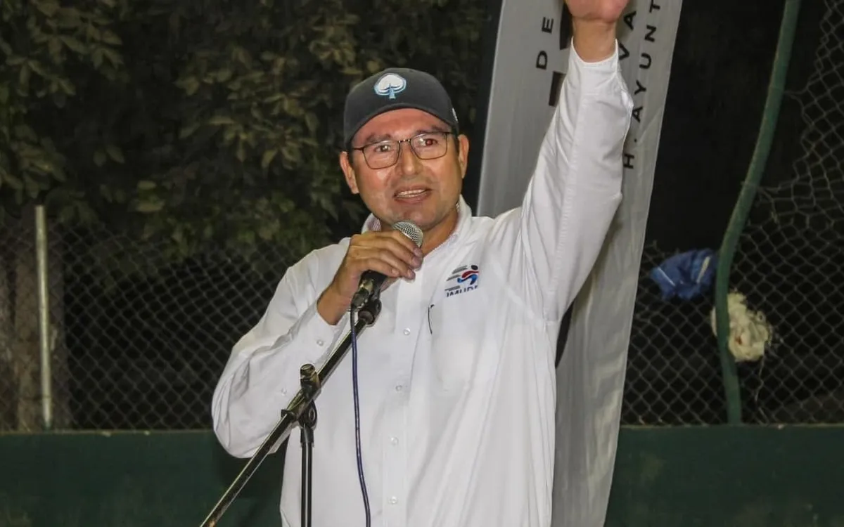 Exdirectivo deportivo de Sinaloa es detenido en Estados Unidos con más de 111 mil pastillas de fentanilo